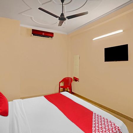 Hotel O Pari Hotel Ghaziabad Exterior photo