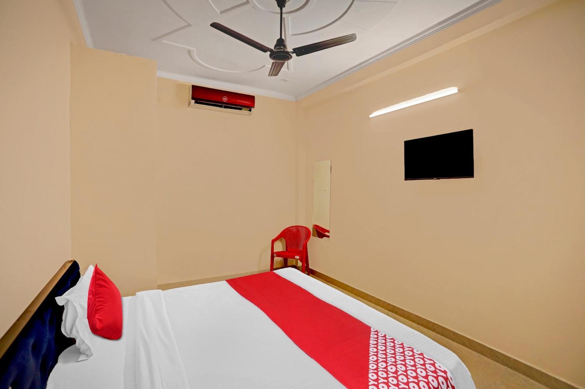 Hotel O Pari Hotel Ghaziabad Exterior photo